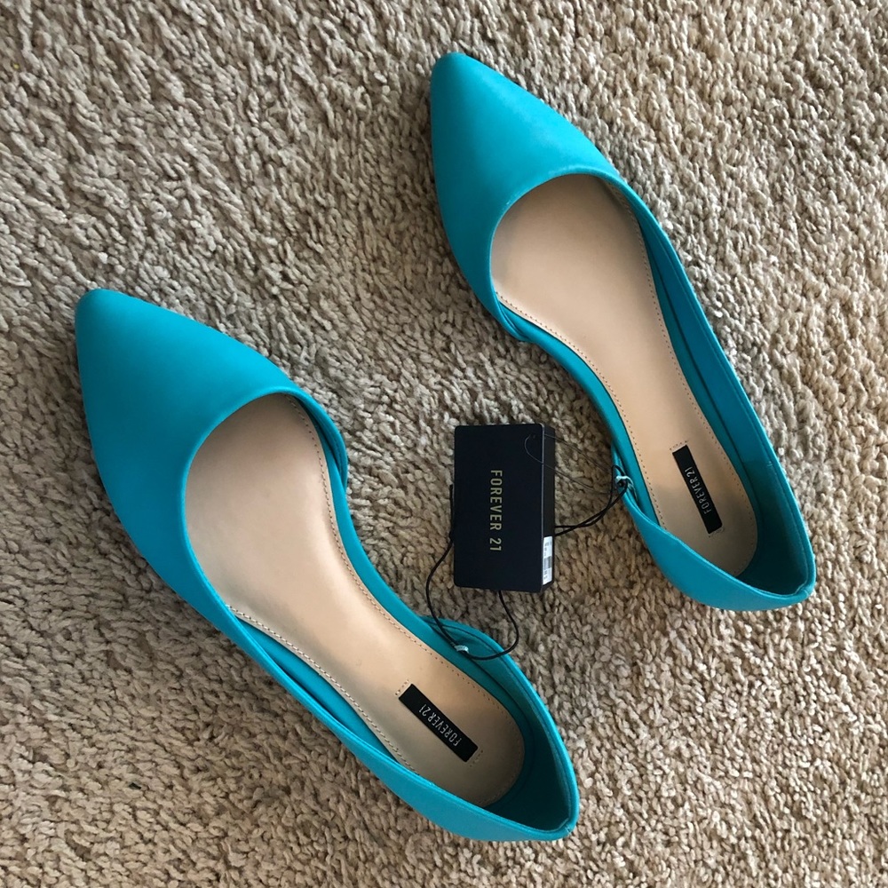 Teal Slip on Flats BNWT